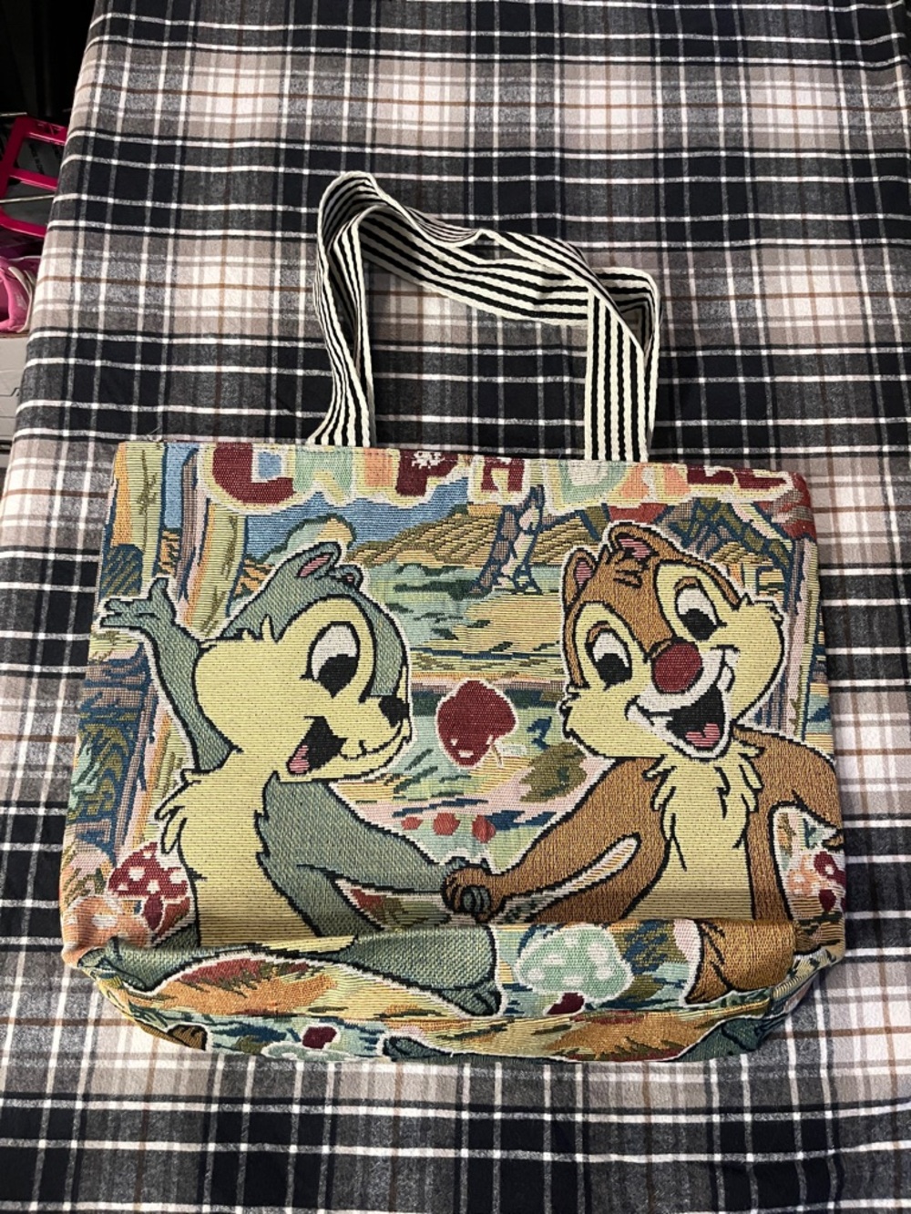 Disney Chip 'n Dale embroidered tapestry canvas tote bag - Picture 2 of 5